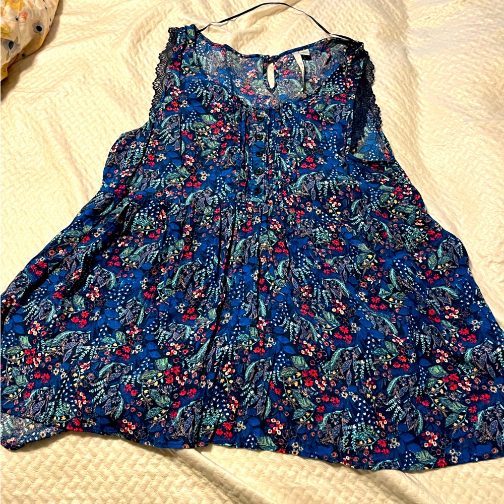 Lauren Conrad tank
